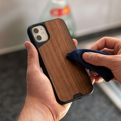 Mous | How to clean your phone and case Mous | How to clean your phone and case