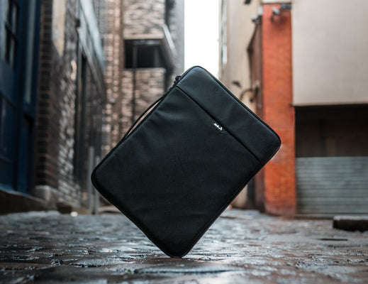 Mous laptop sales sleeve