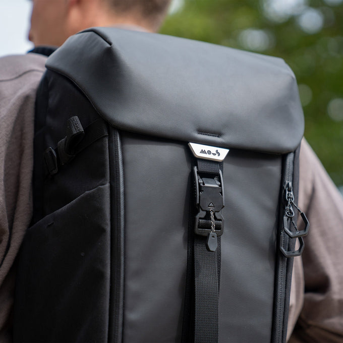 Mous  Extreme Commuter Backpack with Lid