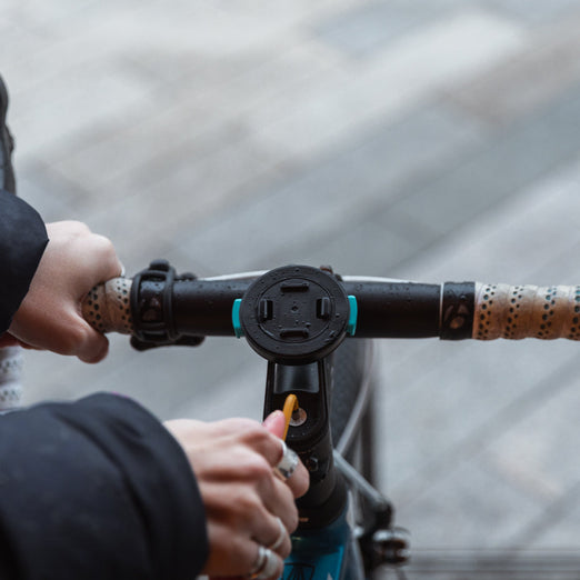 Bike stem outlet mount
